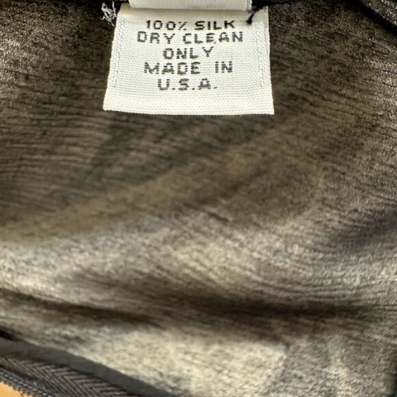 NAEEM KHAN BLACK/WHITE EMBROIDERED SILK SKIRT - Picture 9 of 9